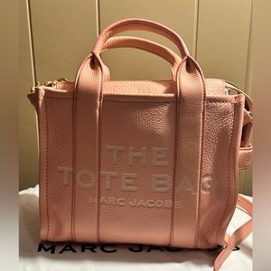 Marc Jacobs “The Tote Bag” in size small and color “Southern Peach”